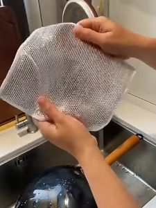Kitchen Dishwashing Towel & Rust Removal: The Ultimate Multipurpose Cleaning Cloth