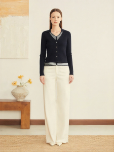 Special Selection Winter Wool Blend Fake Two-Piece V-Neck Contrasting Striped Knit Sweater