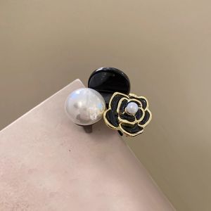 Pearl Lazy Mountain Tea Flower Hair Clips for Women Small Size Dainty Hairpin Side Bun Hair Accessories ly Baked Japanese and South Korean Style