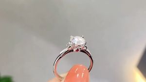 ค้าเป้าหมาย Trumium 🛍 1 คอนต้น แหวนเพชรแท้ทรงเรขา สำหรับผิวแพ้ง่าย สร้างผิว Surgical Steel พลอยแท้ แหวนฝังเพชร ปรับเปิดได้ ราคา 250-350 บาท