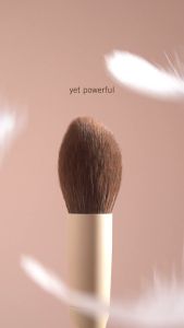 Set Kuas MUA Berkualitas Tinggi dari Archangela Chelsea