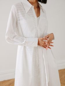 เสื้อเชิ้ตคอโปโลแขนยาวสไตล์สเวตเตอร์แบบเปิดหลังกระโปรงทรงเอเอวสูงสำหรับผู้หญิง ผ้าฝ้าย ทรงหลวม สไตล์ทำงาน แขนยาว กระโปรงยาว