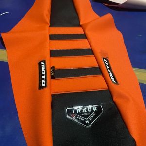 KULIT JOK MOTOR TRAIL /CRF/KLX/DTRACKER/WR155/KTM