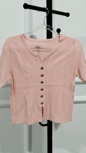 Atasan Wanita Dewasa Import Knit Lidi Variasi 6 Kancing Kerah V Lengan Pendek Kekinian