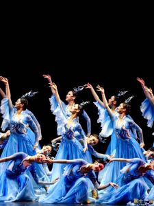 Classic Chinese Dance Outfit for Women Performance Costume in Blue with Elegant Tang Design by Fu to Spring Fall Suitable for 18-25 Years Old