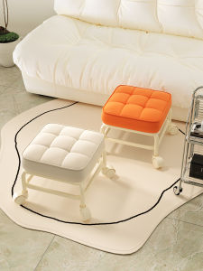 SAMEDREAM | Omnidirectional Rolling Stool for Baby Care