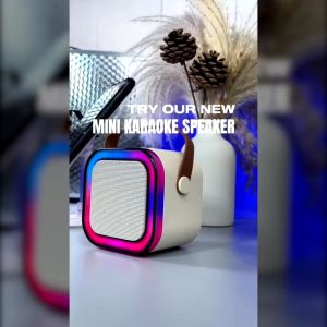 Mini Portable Karaoke Bluetooth Speaker With Dual Microphone Audio Integrated Microphone