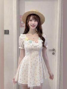 CHANGTONG | Sweet Floral Waist Cinching Slim Fitting Dress For Petite Holiday Beach Style