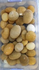 Thạch anh cuội tự nhiên size 2-5cm dùng trong phong thủy trang trí sân vườn tiểu cảnh hồ cá (1kg)