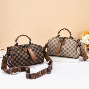 Kangaroo Genuine Leather Retro Shoulder Bag Womens Fashionable New 2025 Small Boston Pillow Crossbody Bag Handbag