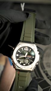 Jam Tangan Pria Casio MWQ-100-3A Green Dial Green Resin Band
