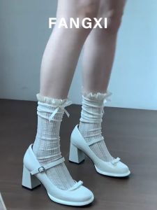 รองเท้าส้นสูง Mary Janes สไตล์ฝรั่งเศส สำหรับผู้หญิง ทรงหัวเหลี่ยม สายรัดหัวเข็มขัด รองเท้าส้นแบน สไตล์เกาหลี รองเท้าส้นสูงสำหรับผู้หญิง