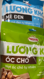 Combo 2 bịch lương khô FUCUCO (400gr/1 BỊCH) hương vị MÈ ĐEN - ÓC CHÓ