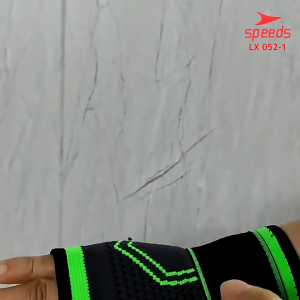 SPEEDS Pelindung Pegelangan Tangan untuk Perlengkapan Fitness Wrist supporter 052-1