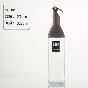 Botol Minyak Kaca 500ML Free Sticker/ Glass Oil Control Kettle Model Persegi