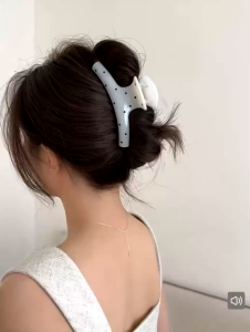 Klip Rambut Korea Hair Clip Shark Rambut Korea Hair Clips Hair Pin accessories Claw 大夹子夹头发韩式夹发鲨鱼夹