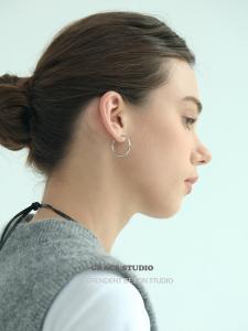 Elegant Silver Tone Circle Earrings Classic Simple Versatile High Quality Womens Fashion Jewelry Hoops Ear Cuffs