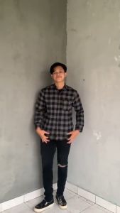 KEMEJA FLANEL PRIA LENGAN PANJANG BAJU FLANNEL KOTAK-KOTAK BAHAN WOLL GARIS VIRAL 2023