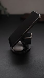 BAZIC by Energea GoMag Gyre 360 Rotation Base 3 in 1 wireless Charger with Apple Watch Charger