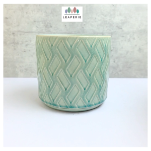 The Leaferie Rosso plant pots. flowerpot . flowerpots . flower pot . planter . planters . Ceramic