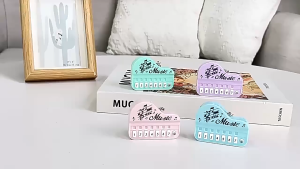 Mini Electronic Piano Keychain Toy Creative Music Keyring with Ligh5