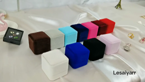 1PC Jewelry Box Square Wedding Velvet Earrings Ring Box Jewelry Display Case Gift Boxes