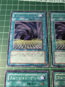 YUGIOH Japanese LN-47 BE2-JP030 SD43-JP024 融合之門 Fusion Gate (R) (N) LIGHT PLAYED 95%95%92%90%