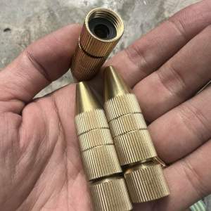 Bét Phun Xịt Thuốc Có Điều Chỉnh Phun Cao Phun Xa Sử Dụng Xịt Tưới Cho Cây Trồng