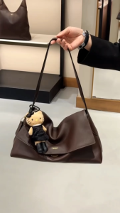 Women Large Capacity Flap Shoulder Bag Vintage Underarm Handbag Genuine Leather Suede Daily Work Bag