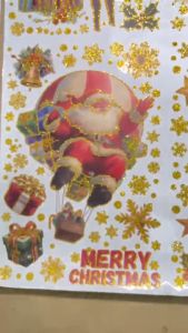DECAL DÁN TƯỜNG NOEL – Hít Tĩnh Điện - Ông Già Noel và Khu Làng Tuyết Viền Kim Tuyến Vàng