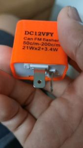 รีเลย์ไฟเลี้ยว รีเลย์ไฟเลี้ยวแต่ง รีเลย์ไฟเลี้ยวปรับได้ 12Vสามารถปรับจังหวะให้กระพริบเร็วขึ้นหรือช้าลงได้ (0081)