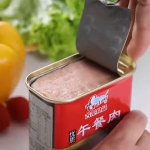 Gulong Daging Babi Makan Tengah Hari 340g Ham Makanan Dalam Tin / Pork Luncheon Meat 340g Canned Food Ham