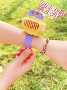 Quạt Không Cánh Đeo Tay Mini Có Đèn Chiếu Hình Họa Tiết Khủng Long Hoạt Hình Dễ Thương Cho Bé