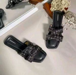 Sandal Wanita Terbaru Teplek Platform Full busa Sendal Flat Wanita Kekinian Empuk