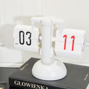 Vintage Mechanical Desk Calendar Auto-flip Clock