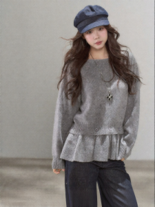 YIKEXIAOYEMEI | Áo Sweater Len Tay Dài Xám Có Nếp Nhăn