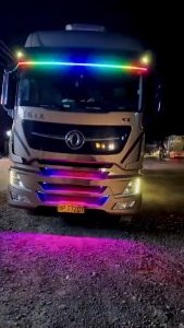 Đèn LED trang trí ngoại thất ô tô tải xe container điện 24V nhấp nháy RGB Xe Caravan