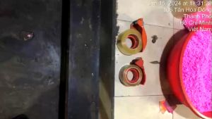 Băng Keo Trong 200Yard (đủ 180met) màng mỏng Lõi giấy 35li Cân năng gần 400gr Ảnh thật Sản Phẩm