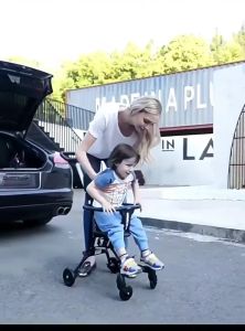 รถเข็นเด็ก แบบกะทัดรัด พร้อมด้ามเข็น ]นั่งได้สองทาง K03