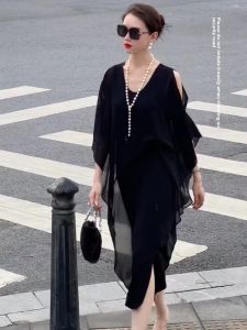 Best-Seller on Douyin Retro Affordable Luxury Fancy Elegant V-neck off-Shoulder Chiffon Dress Womens Loose Fat Girls Skirt Fashion