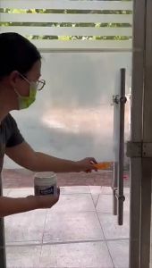 สีฝ้ากระจกสูตรน้ำ สีน้ำทาฝ้ากระจก 500g การป้องกันการแอบดู การป้องกันความชื้น การใช้งานหลากหลาย สีฟิล์มเคลือบกระจกฝ้า