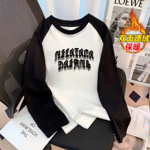 Áo Thun Nam Cổ Tròn Dày Dặn Mùa Đông 2025 Phong Cách Mỹ Rộng Rãi Lót Lông Cừu Màu Tương Phản Áo Lót Thoải Mái