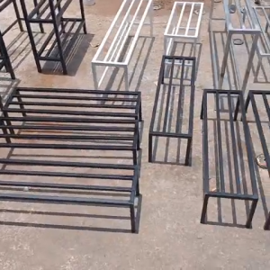 Kệ sắt Dài 80cm Rộng (20-25)cm Cao (10-15-20)cm thép hộp 20mm - Kệ kê chậu cây