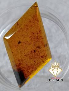 รอบที่-5 ก-8 จี้อำพันพม่าแบบมีดอกสวยงาม อำพันแท้ 100%