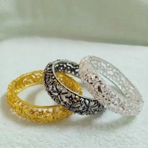 กําไลลายดอกไม้ กําไลแม่วันทอง กําไลข้อมือ เครื่องประดับชุดไทย