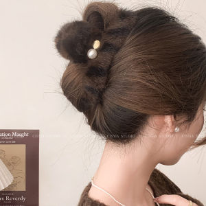 Extra Large Plush Shark Hair Clip: Stylish & Versatile Autumn Winter Accessory