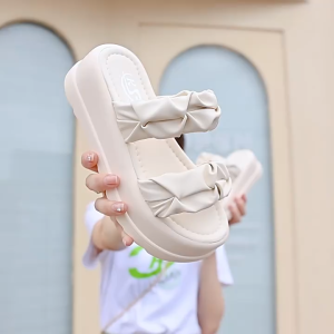 Long Legs Magic 6CM Thick-soled Womens Slippers