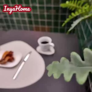 Inyahome Christmas Black Dining Placemats Set - Washable Round Table Mats for Kitchen Patio Indoor Outdoor - 1/4/6 Options