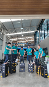 KANTO กล่องเครื่องมือล้อลาก 34 นิ้ว กันน้ำได้ระดับ IPX4 รุ่น KT-BOX-WHEEL-34ST (TOOL BOX)