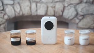 Phomemo D30 Thermal Wireless Label Printer Portable Pocket Bluetooth Thermal Label Maker Home Use Office Fast Printing Printer Free Label Keep for 20 Years Fade Resistant High Quality Christmas Gift